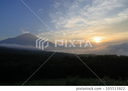 Mount Fuji Mount Fuji 105513922