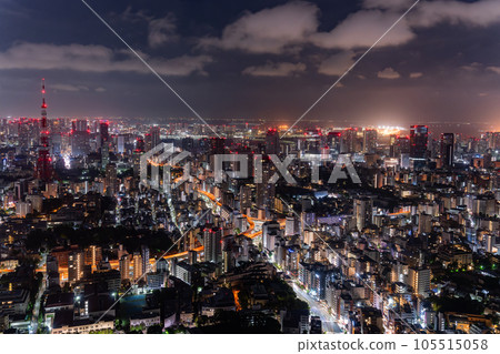 《東京》午夜時分的東京都市風景 《東京》午夜時分的東京都市風景 105515058
