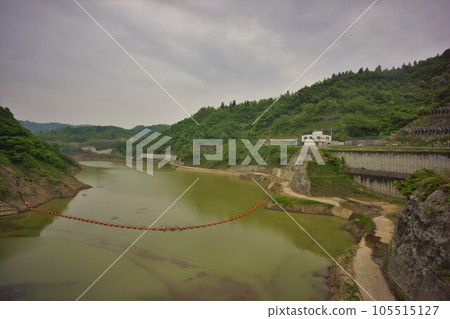 廣上水壩堤防和奧里納卡湖 廣上水壩堤防和奧里納卡湖 105515127