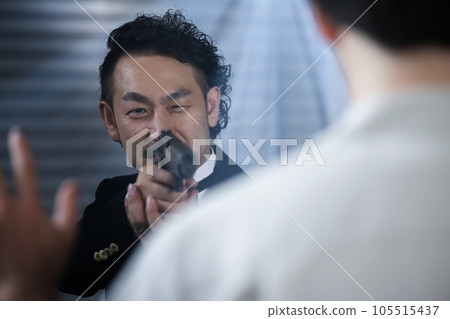 A movie-like scene in which a detective hunts down a criminal Undercover investigation A movie-like scene in which a detective hunts down a criminal Undercover investigation 105515437