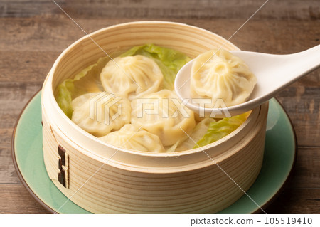 Xiaolongbao Spoon-fried 105519410