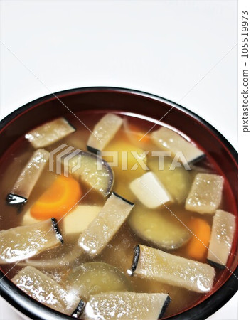 鯨魚湯，配料豐富 105519973