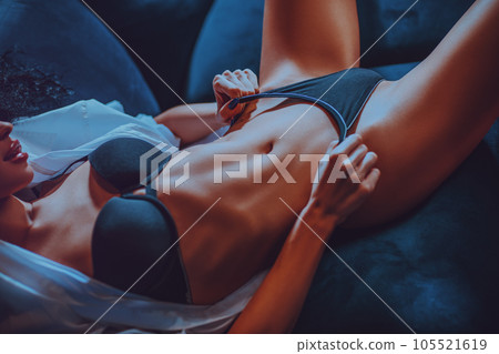 Sexy slim woman posing 105521619