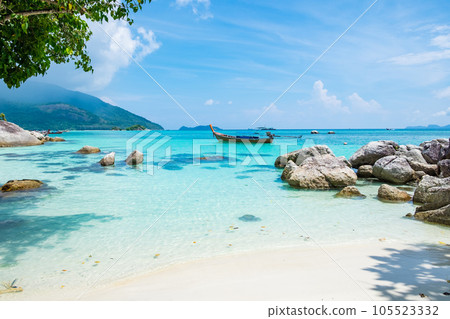 Beautiful Sea on Tropical Islands crystal sea white sand beach at lipe island Beautiful Sea on Tropical Islands crystal sea white sand beach at lipe island 105523332