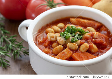 soybean and tomato vegetable soup soybean and tomato vegetable soup 105524647
