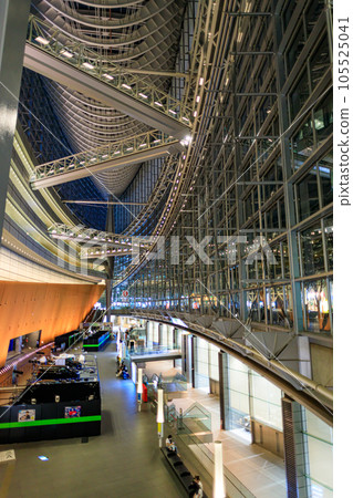 Scenery of Tokyo International Forum at night Scenery of Tokyo International Forum at night 105525041
