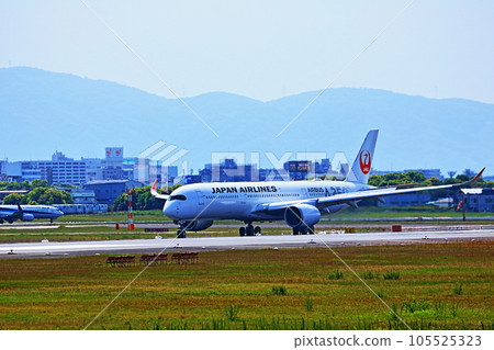Osaka International Airport JAL AIRBUS A350 Airplane Landing Skypark Osaka International Airport JAL AIRBUS A350 Airplane Landing Skypark 105525323