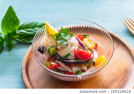 Octopus ceviche 105526628