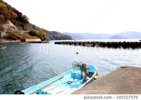 若狹、若狹佑子、魚志海灘、福井縣、若狹町、櫻花和若狹、漁船、魷魚漁船、若狹灣、日本海、常神半島 105527379