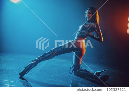 Young woman dancer Young woman dancer 105527821