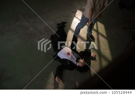 槍殺或追捕罪犯 槍殺或追捕罪犯 105528444