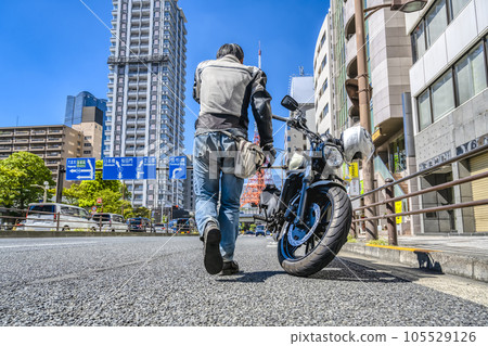 Tokyo touring on a large American bike Tokyo touring on a large American bike 105529126