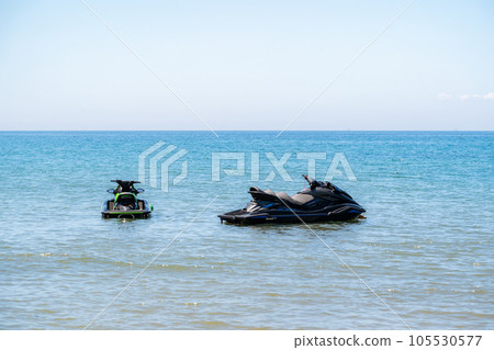Enjoy water bikes in the sea of Itoshima, Fukuoka Prefecture 105530577
