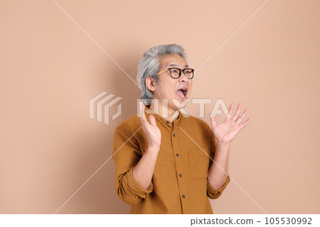 Man with Glasses 105530992