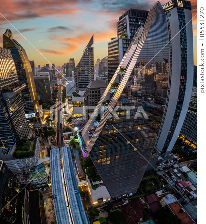 Aerial view of Ploenchit road by night in Bangkok Downtown, financial district and business center 105531270