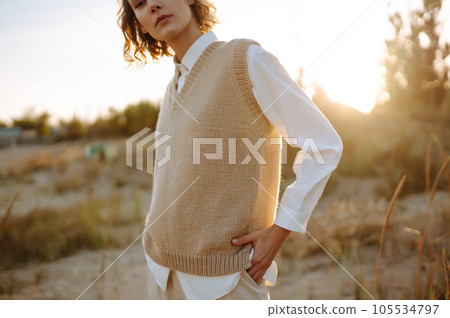 Portrait of elegant, luxury woman posing in nature. People, lifestyle, relaxation concept. 105534797