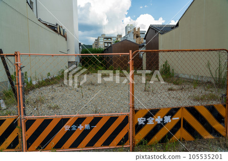 growing vacant lot growing vacant lot 105535201