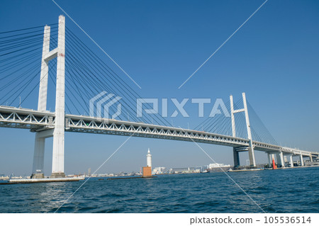 從海上看橫濱灣大橋 105536514