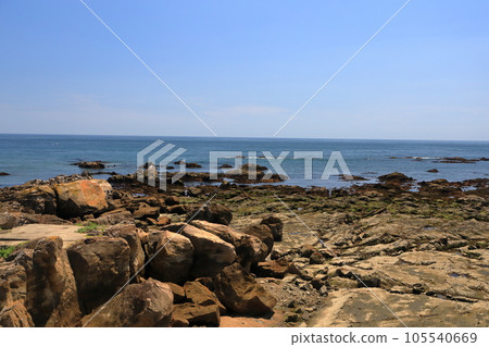 Mesozoic Cretaceous layer of Hiraiso during spring tide and low tide 105540669