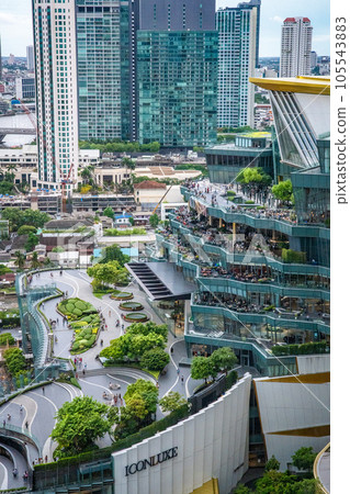 Aerial view of Icon Siam mall on the chao phraya river in khlong san, bangkok, Thailand Aerial view of Icon Siam mall on the chao phraya river in khlong san, bangkok, Thailand 105543883