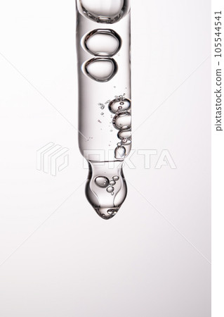 Pipette with serum, gel, oil or other cosmetic product. 105544541
