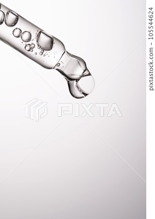 Pipette with serum, gel, oil or other cosmetic product. 105544624