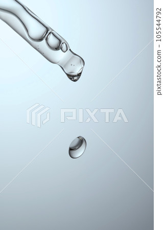 Pipette with serum, gel, oil or other cosmetic product. 105544792