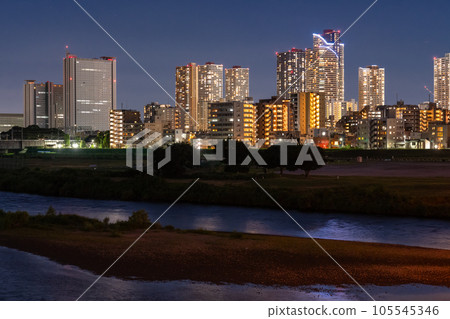 "Kanagawa Prefecture" Night view of Musashi Kosugi Tower Mansion / From the riverbed of the Tama River "Kanagawa Prefecture" Night view of Musashi Kosugi Tower Mansion / From the riverbed of the Tama River 105545346