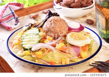 Tuna and corn salad  105545873