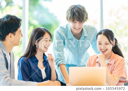 Young business person office meeting 105545972