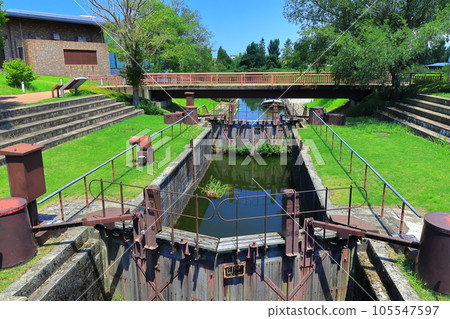 [Toyama Prefecture] Ushijima locks in fine weather (Fugan Canal Kansui Park) 105547597