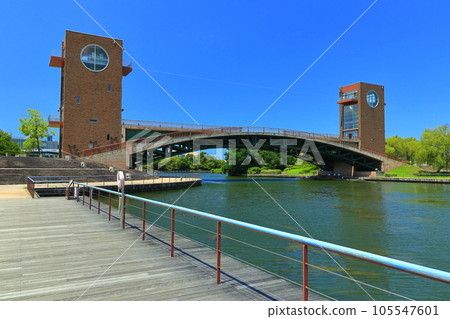 [富山縣] 天氣晴朗的富岩運河環水公園 105547601