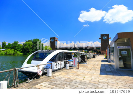 [Toyama Prefecture] Water bus at Fugan Canal Kansui Park in fine weather 105547659