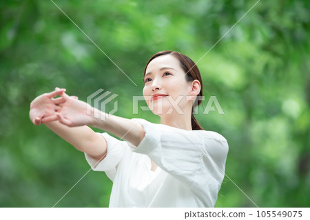 清新綠色清爽女人 105549075