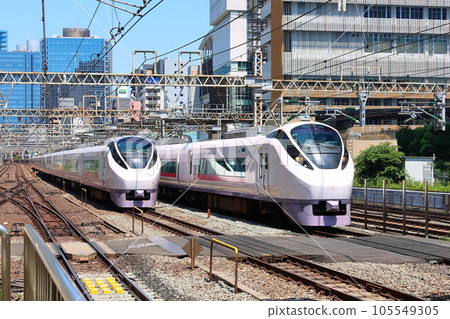 日立特快E657係經過東京都港區芝 日立特快E657係經過東京都港區芝 105549305