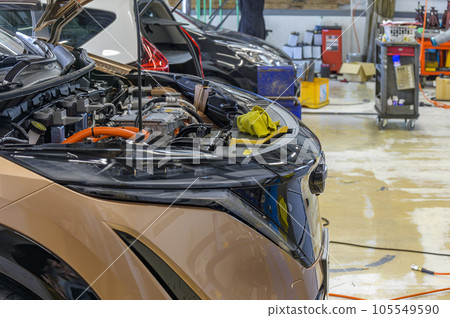 Automobile garages - inspection and maintenance of electric vehicles 105549590