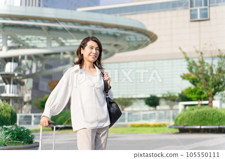 Arafif women who enjoy traveling and business trips in Nagoya 105550111