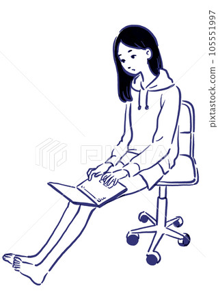穿制服的女孩 105551997
