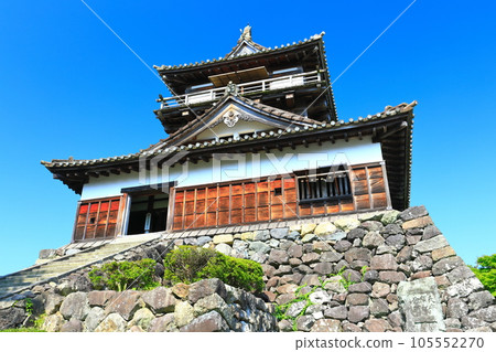 [福井縣]晴天的丸岡城（現有12座塔樓） 105552270
