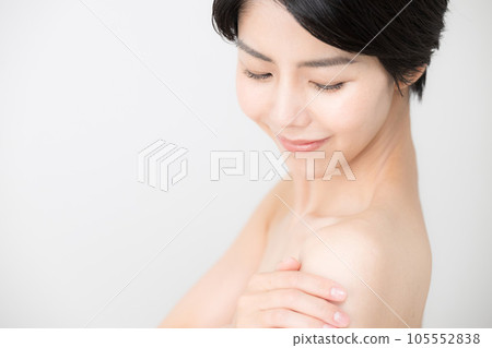 Beautiful images such as stiff shoulders 105552838