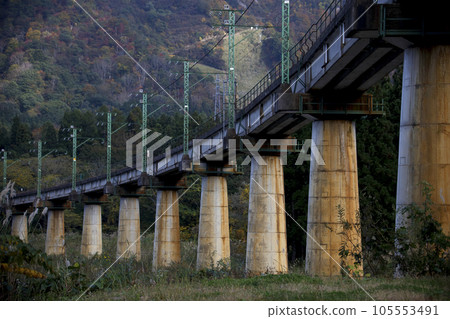 湯澤土樽周圍的上越線大橋 105553491