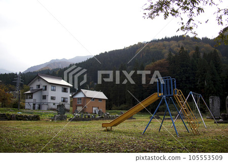 Echigo Yuzawa Village scenery in the mountains 105553509