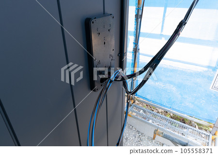 Service entrance wiring of new house 105558371