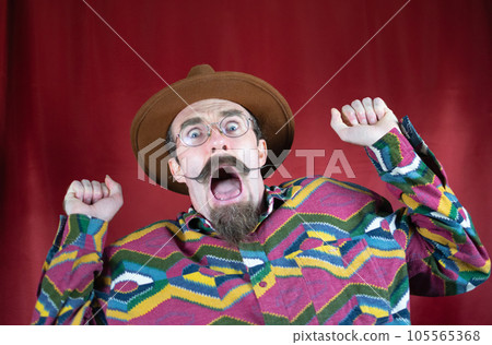 Funny Vintage Hipster and terrified man with mustache, hat, glasses and fear face 105565368