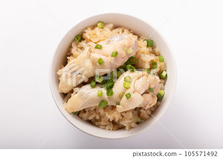 帶骨雞翅散飯(調味飯) 帶骨雞翅散飯(調味飯) 105571492