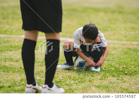 足球 少年 孩子 105574587