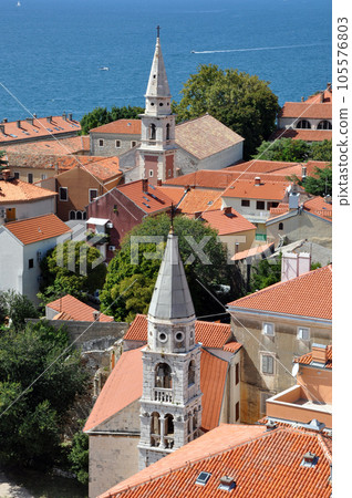Aerial view of Zadar, Croatia 105576803