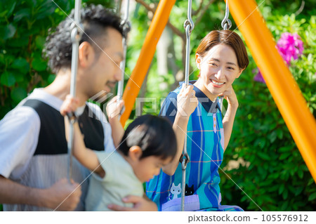 公園保育員 105576912