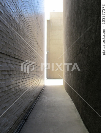 光的通過 105577578