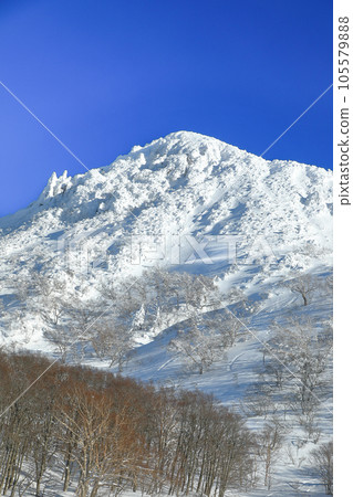 The silvery white world of Mt. Saburo in the Zao Mountain Range seen from the Yamagata Zao Ski Resort The silvery white world of Mt. Saburo in the Zao Mountain Range seen from the Yamagata Zao Ski Resort 105579888